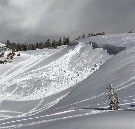 Sierra avalanche center - We made observations in familiar terrain on Andesite Peak today. Around 10'' of new snow existed in this area from last night through this morning. We started seeing small shooting cracks in below treeline terrain as we were breaking trail up towards the peak indicating storm slab instability. Strong to gale force SW …